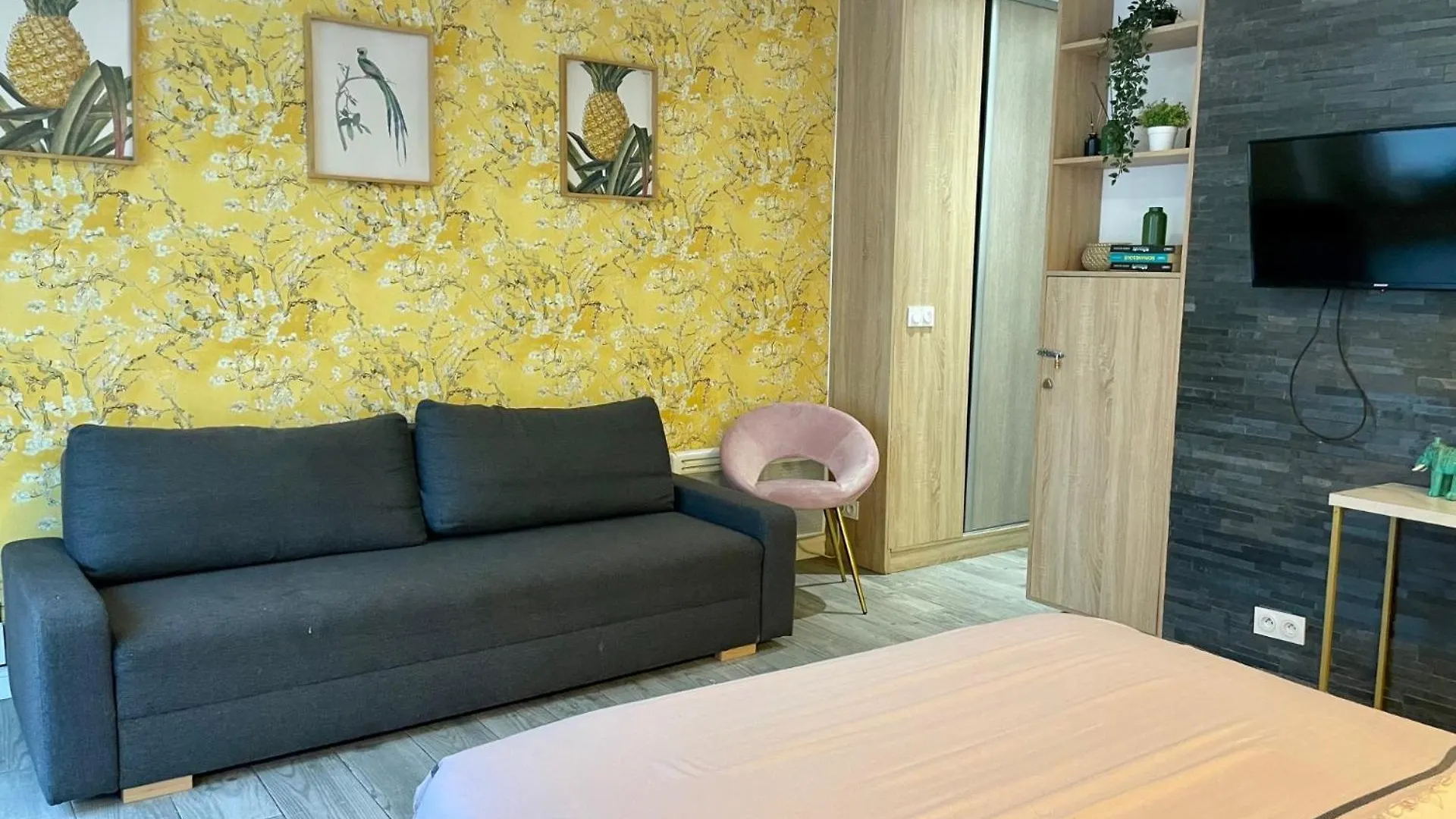 Studio Large Dans Le 13Eme location